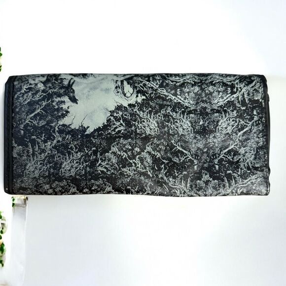 ILLAMASQUA Makeup Brush Holder - Picture 4 of 5
